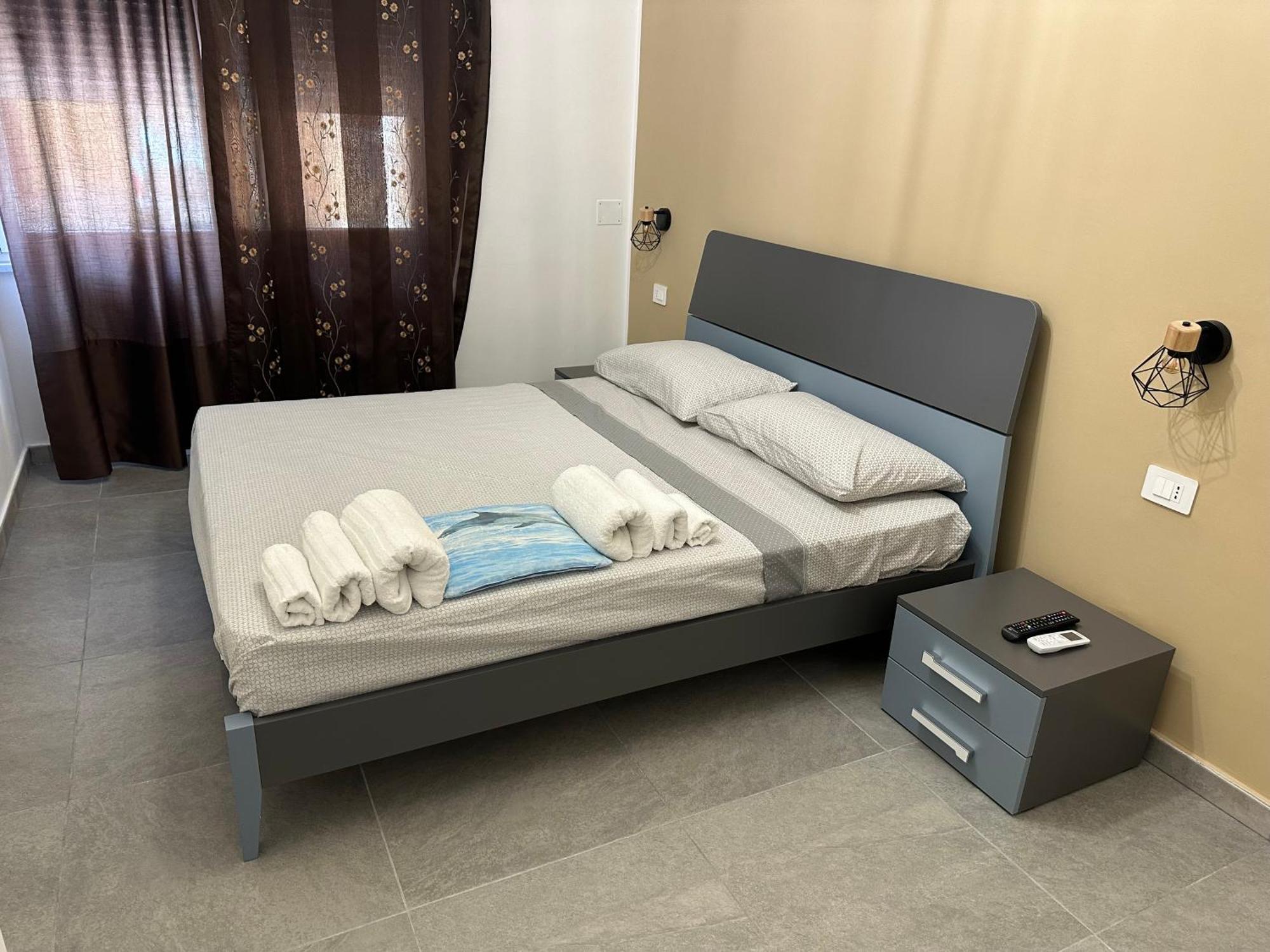 Ferienwohnung Nathouse Villafranca Tirrena Exterior foto