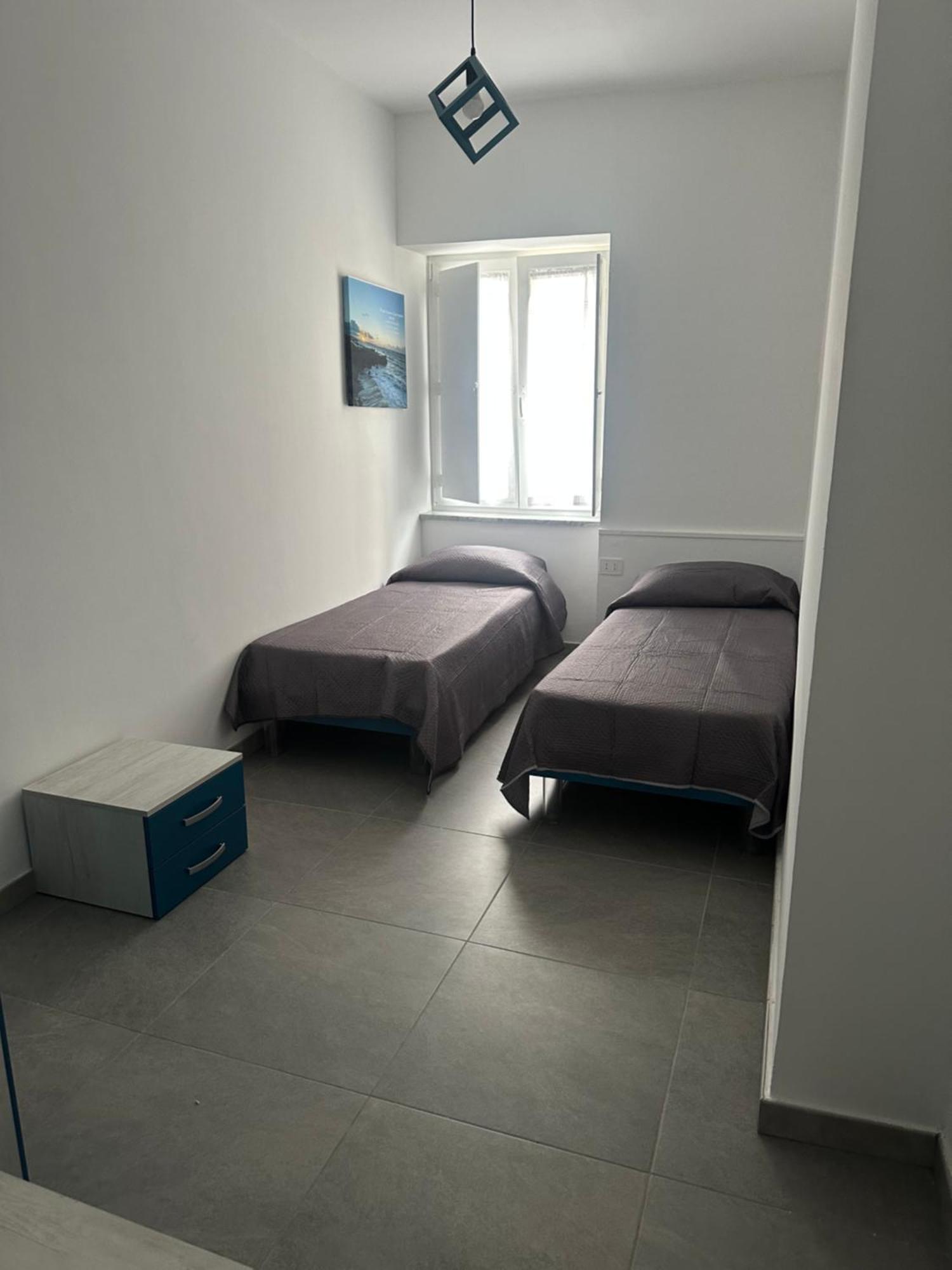 Ferienwohnung Nathouse Villafranca Tirrena Exterior foto
